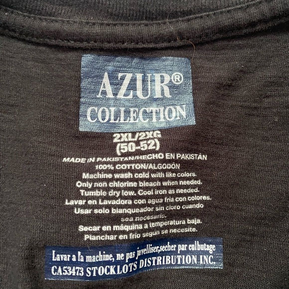 Black T-shirt with pocket - Picture 2 of 3